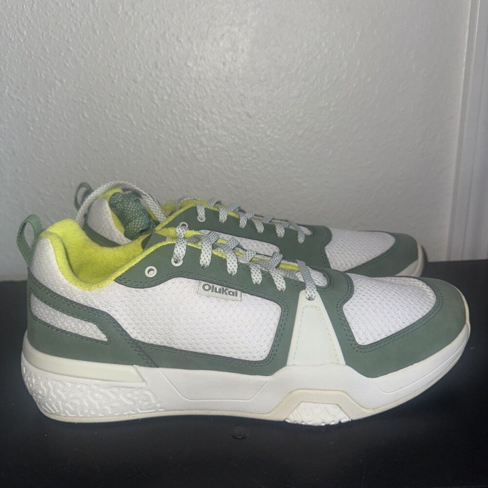 NWT Men Size 11.5 OluKai Anau Court Pickleball Sneakers White Leaf Sage Green